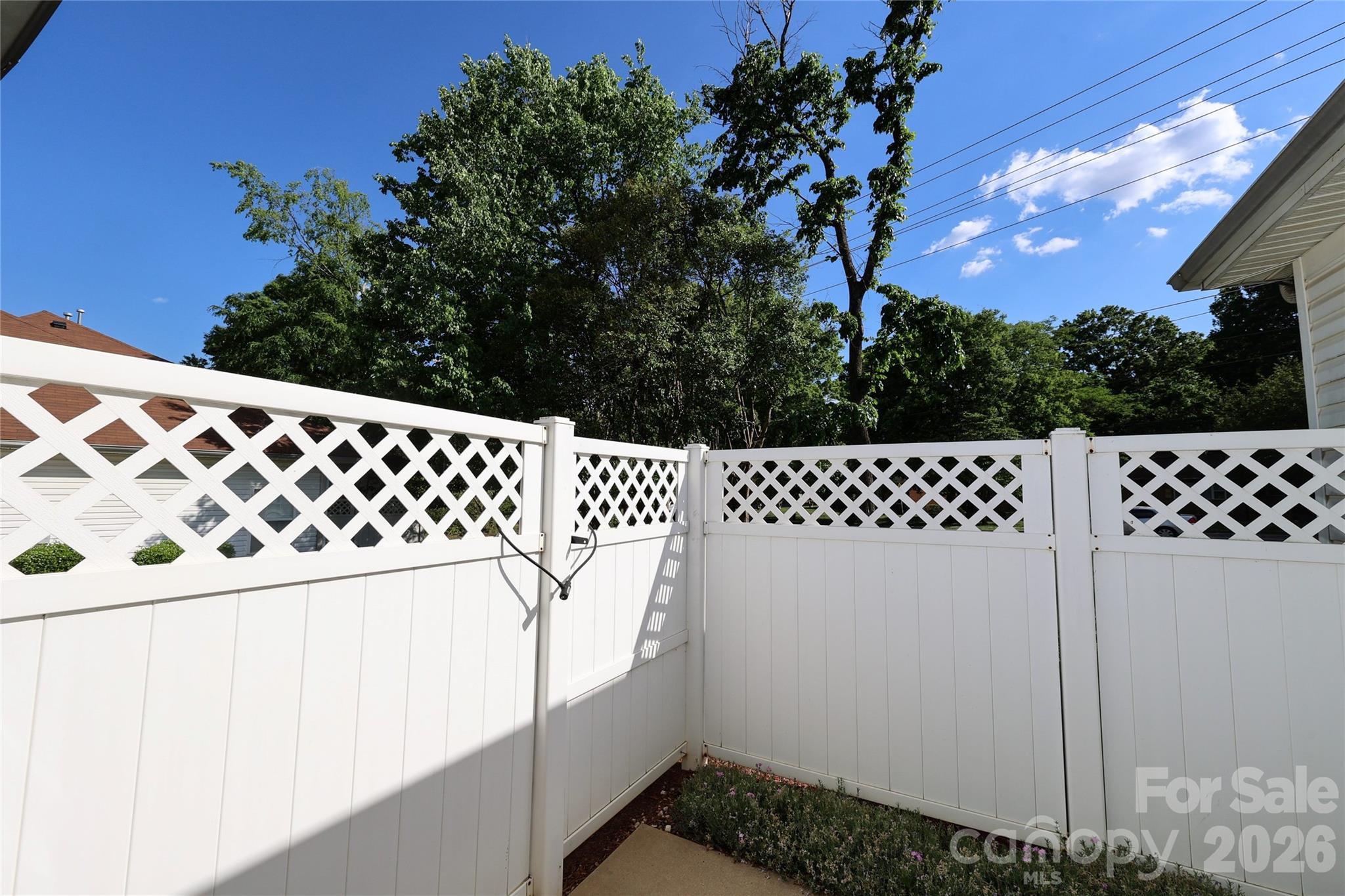 7175 Somerset Springs Drive Charlotte NC 28262