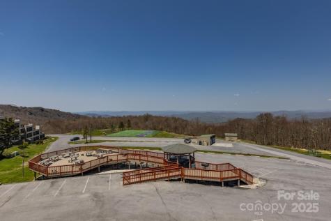301 Pinnacle Inn Road Beech Mountain NC 28604