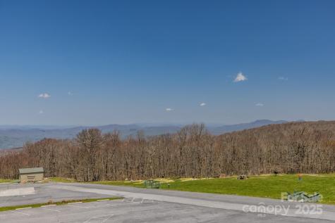 301 Pinnacle Inn Road Beech Mountain NC 28604