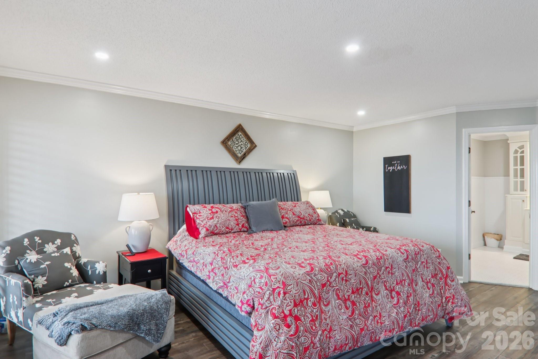 1601 Fleetwood Plaza Hendersonville NC 28739