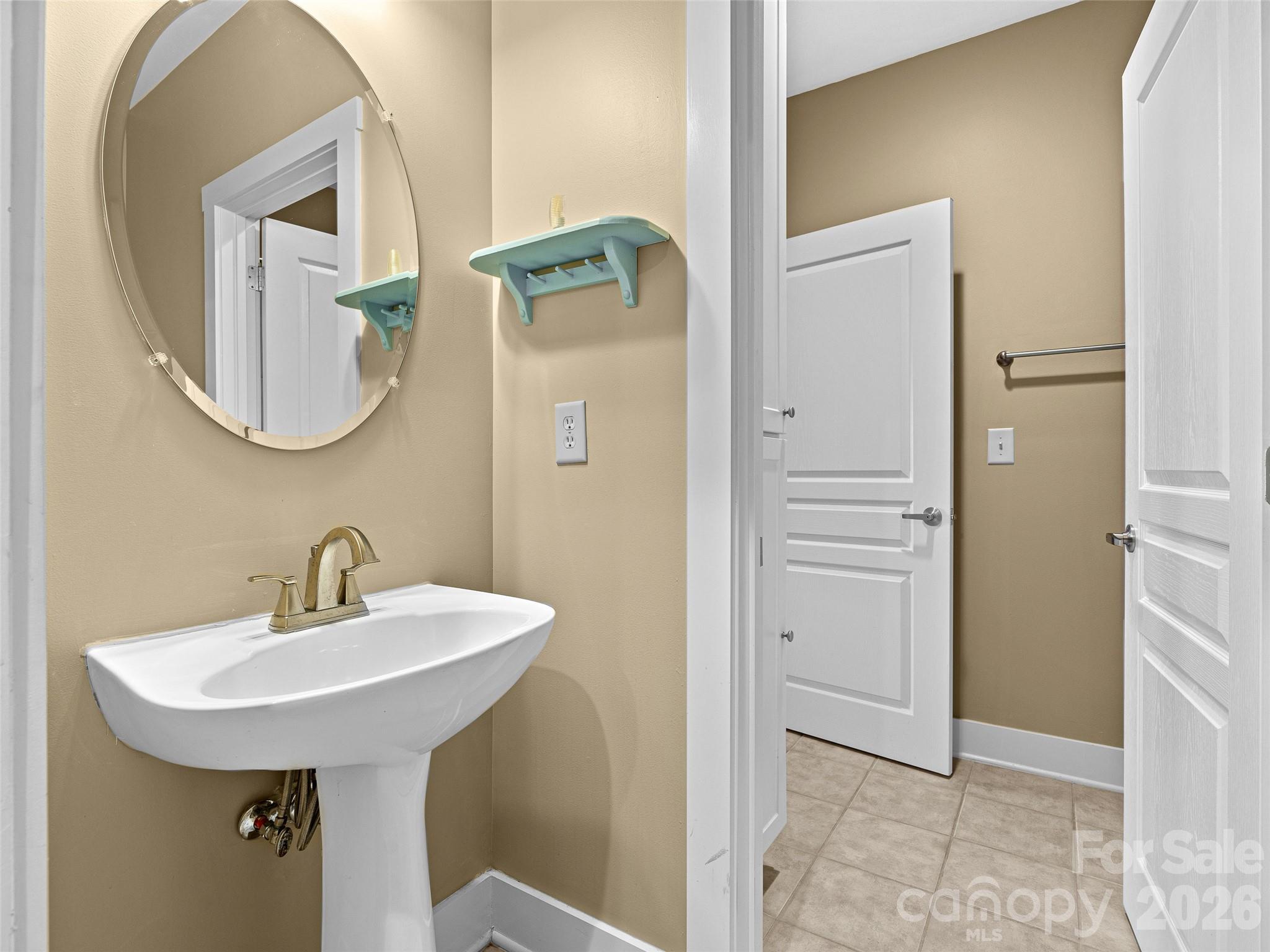 9 Kenilworth Knoll Asheville NC 28805