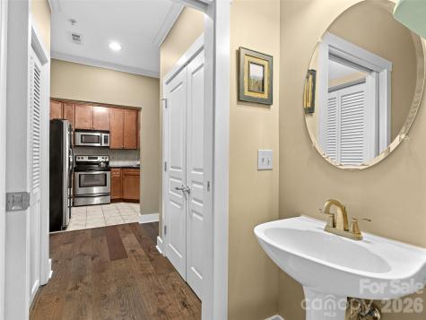 9 Kenilworth Knoll Asheville NC 28805
