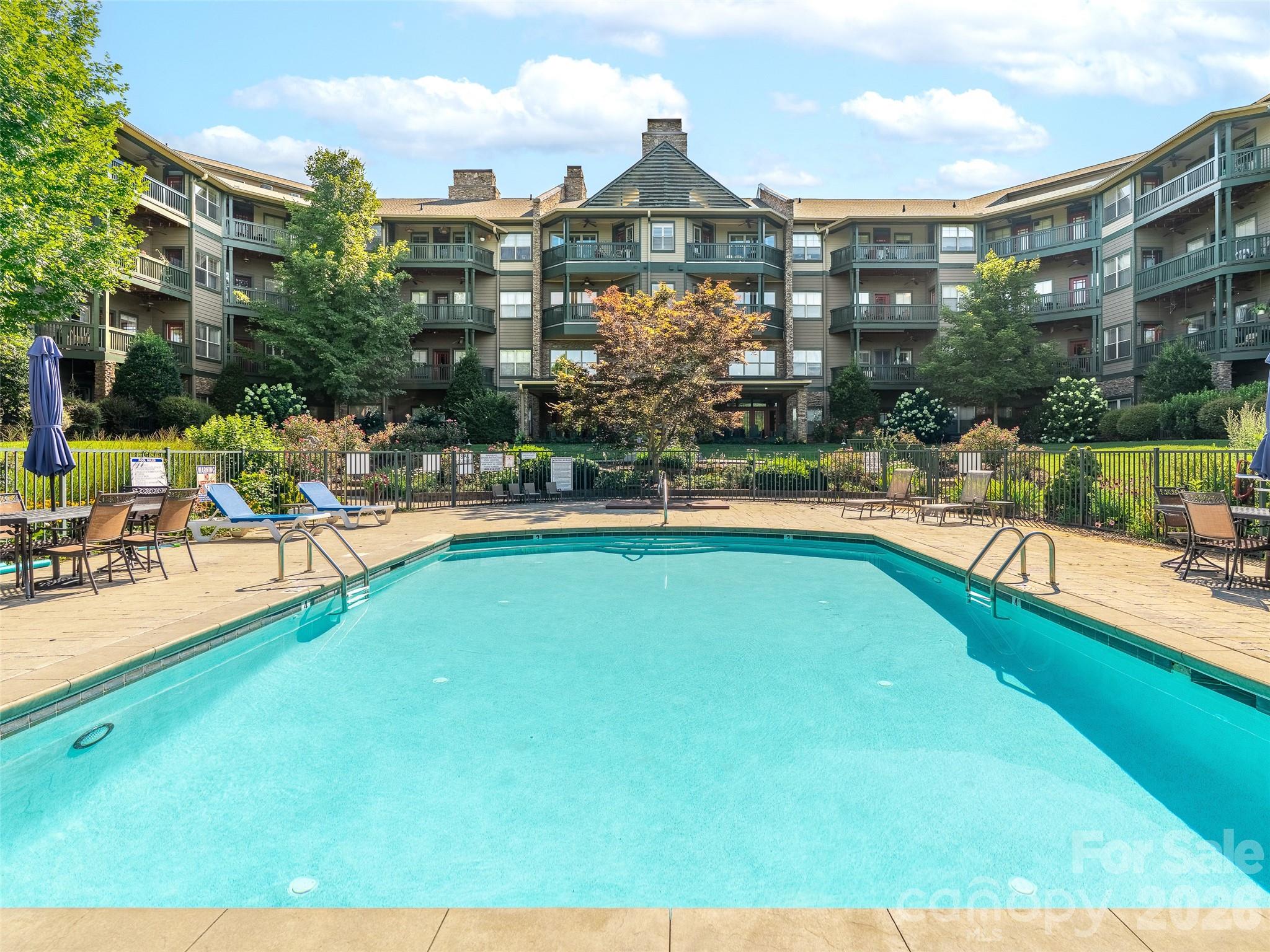9 Kenilworth Knoll Asheville NC 28805
