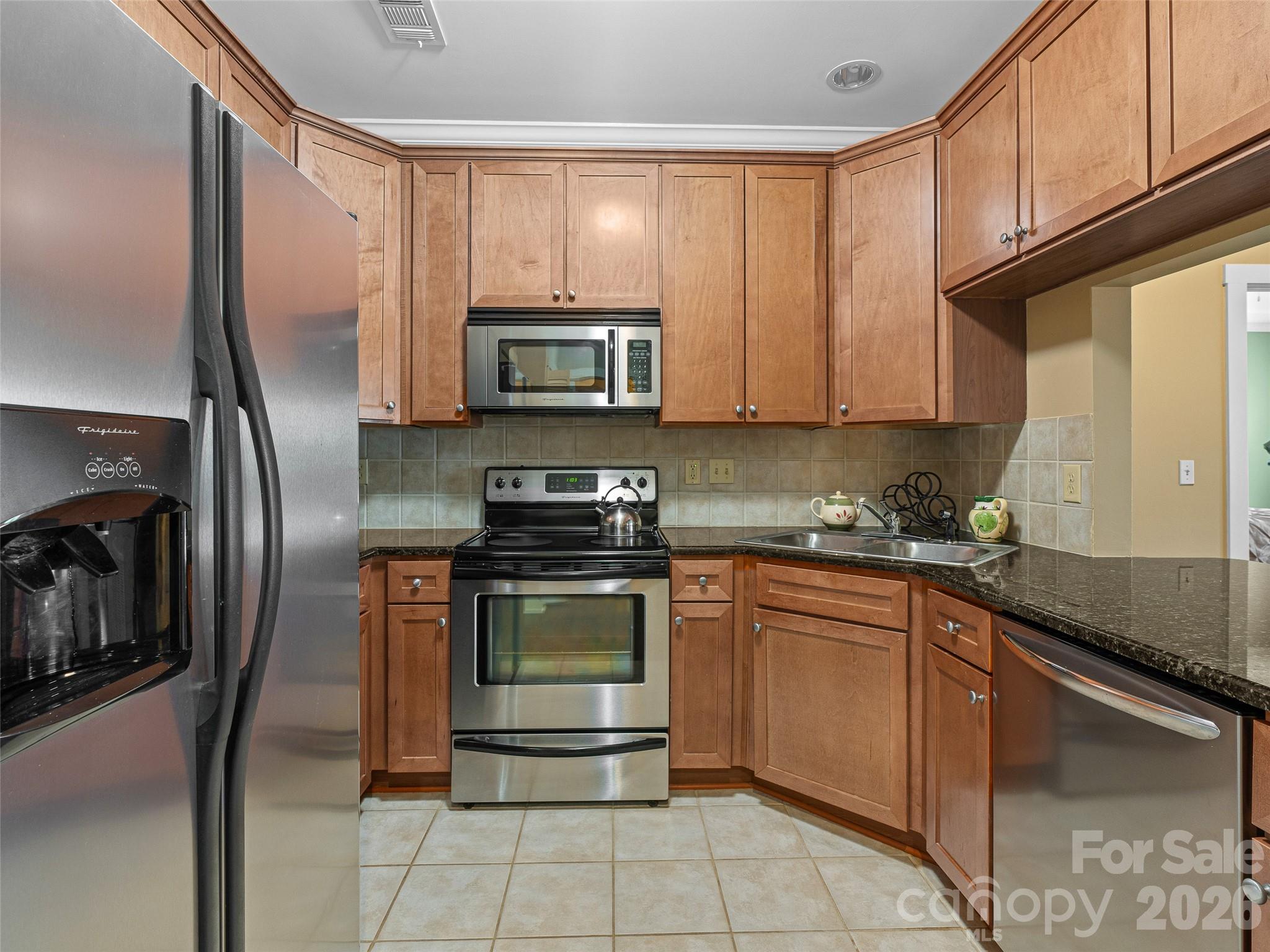 9 Kenilworth Knoll Asheville NC 28805