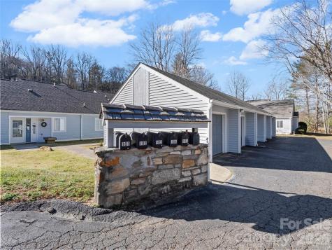 102 Llama Way Black Mountain NC 28711