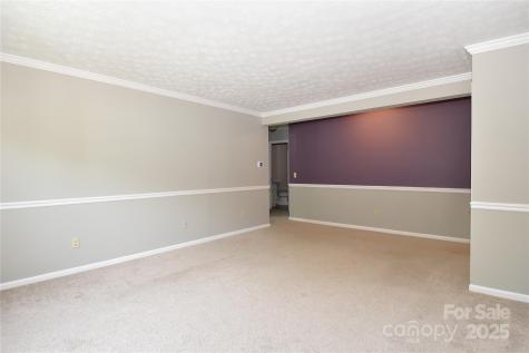 35 Capri Lane Hendersonville NC 28791