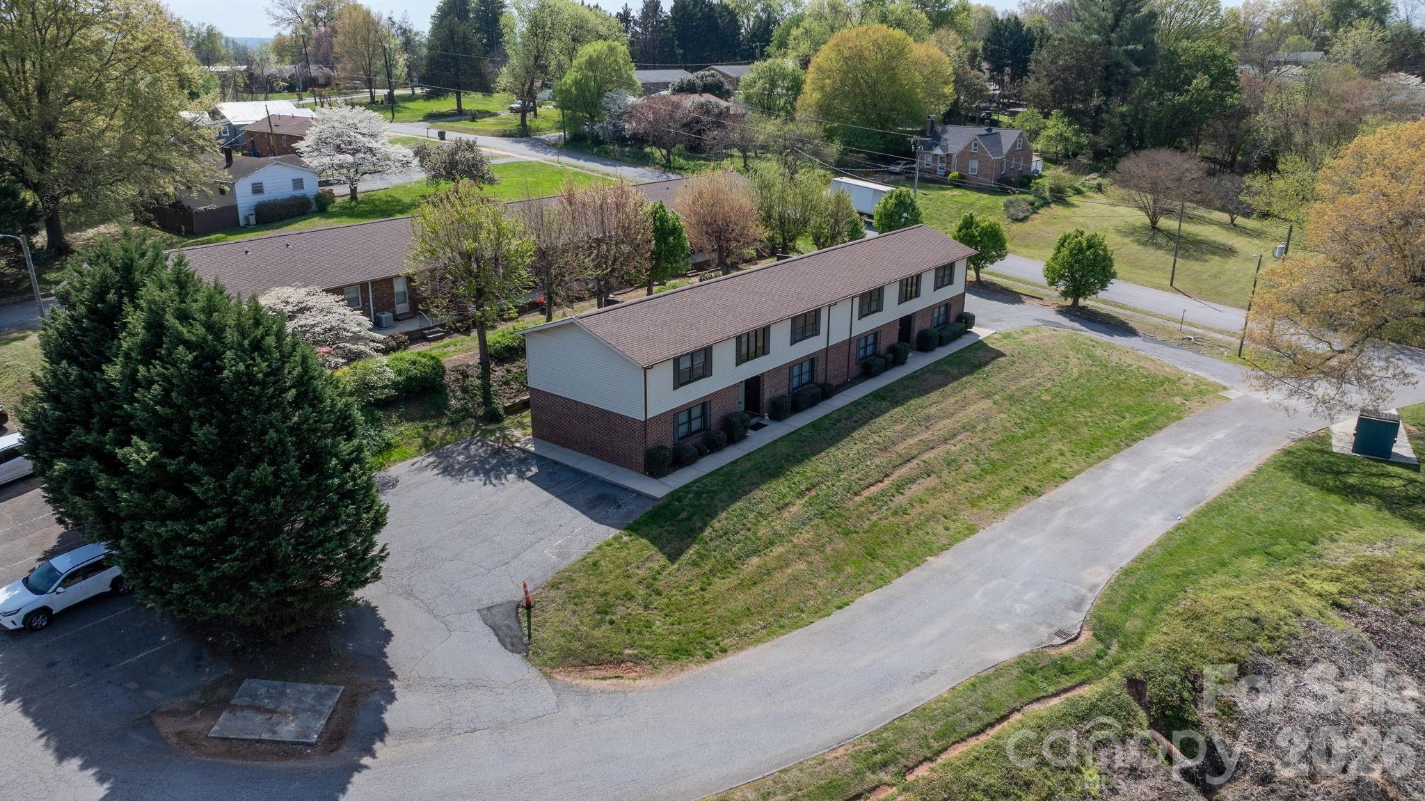 525 12th Street SW Hickory NC 28602