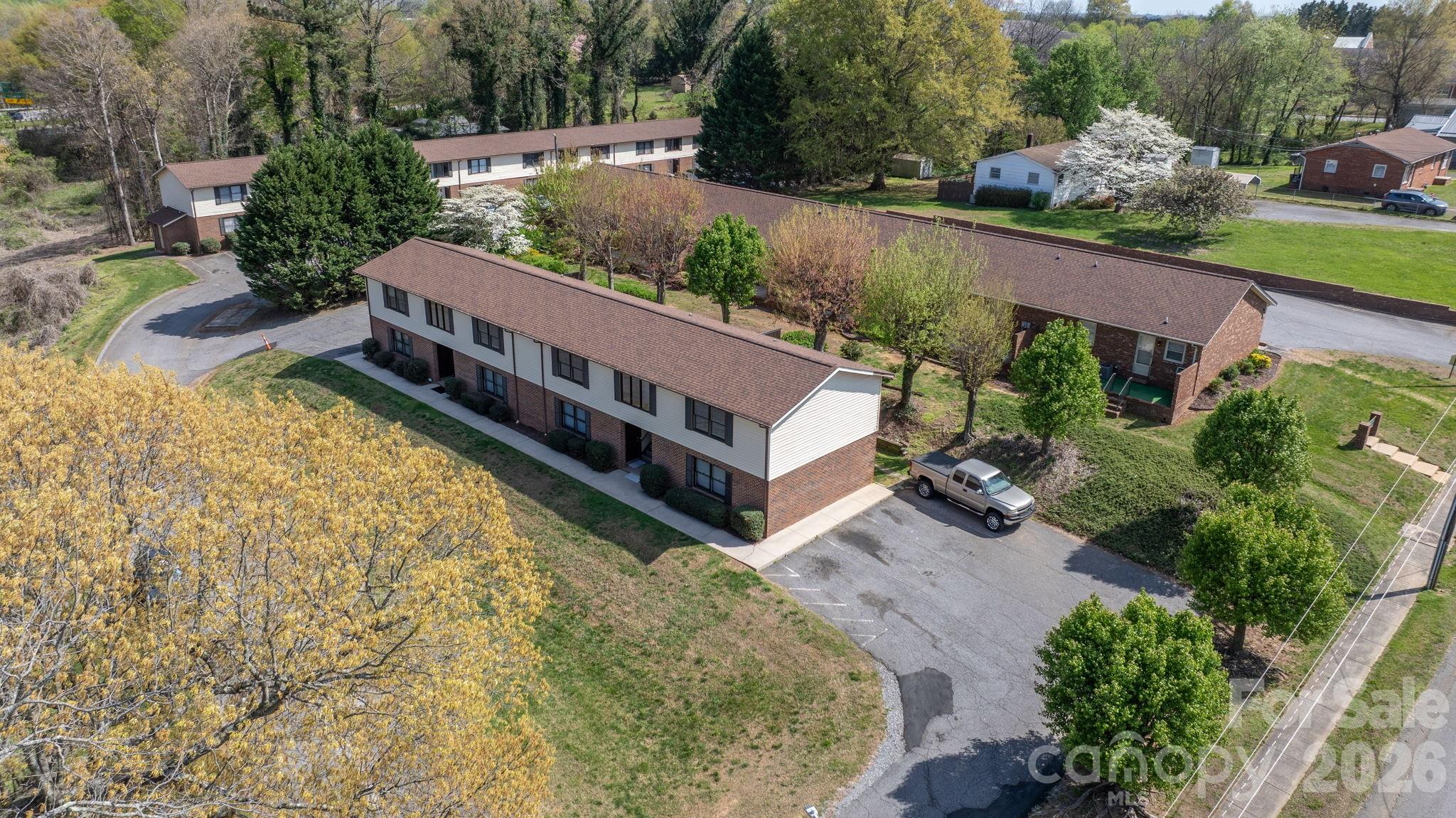 525 12th Street SW Hickory NC 28602