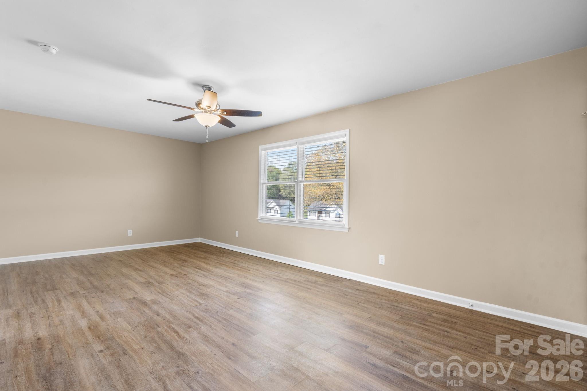 525 12th Street SW Hickory NC 28602