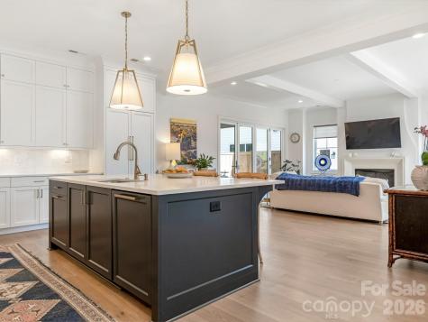 2926 Windsor Avenue Charlotte NC 28209