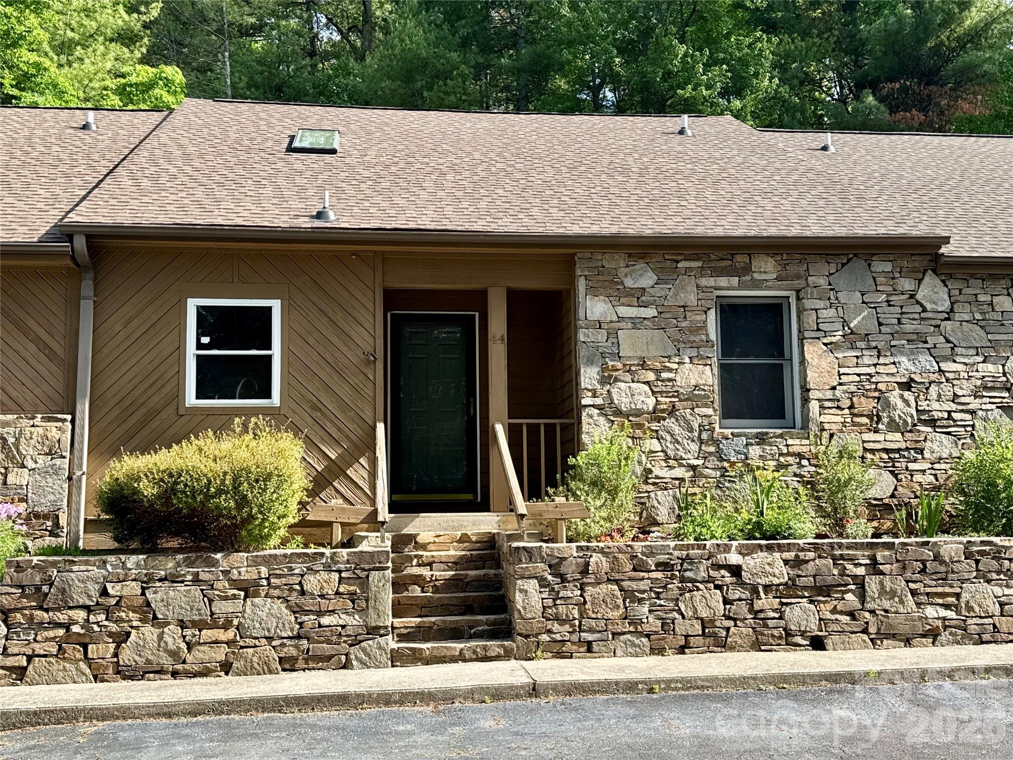 44 Sagebrush Circle Etowah NC 28729