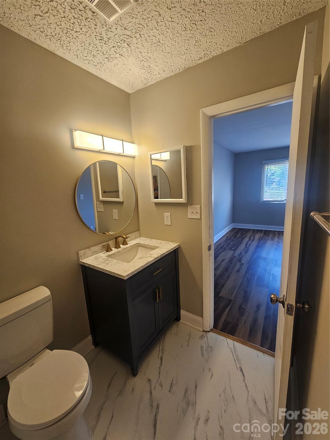 1050 21st Avenue NW Hickory NC 28601
