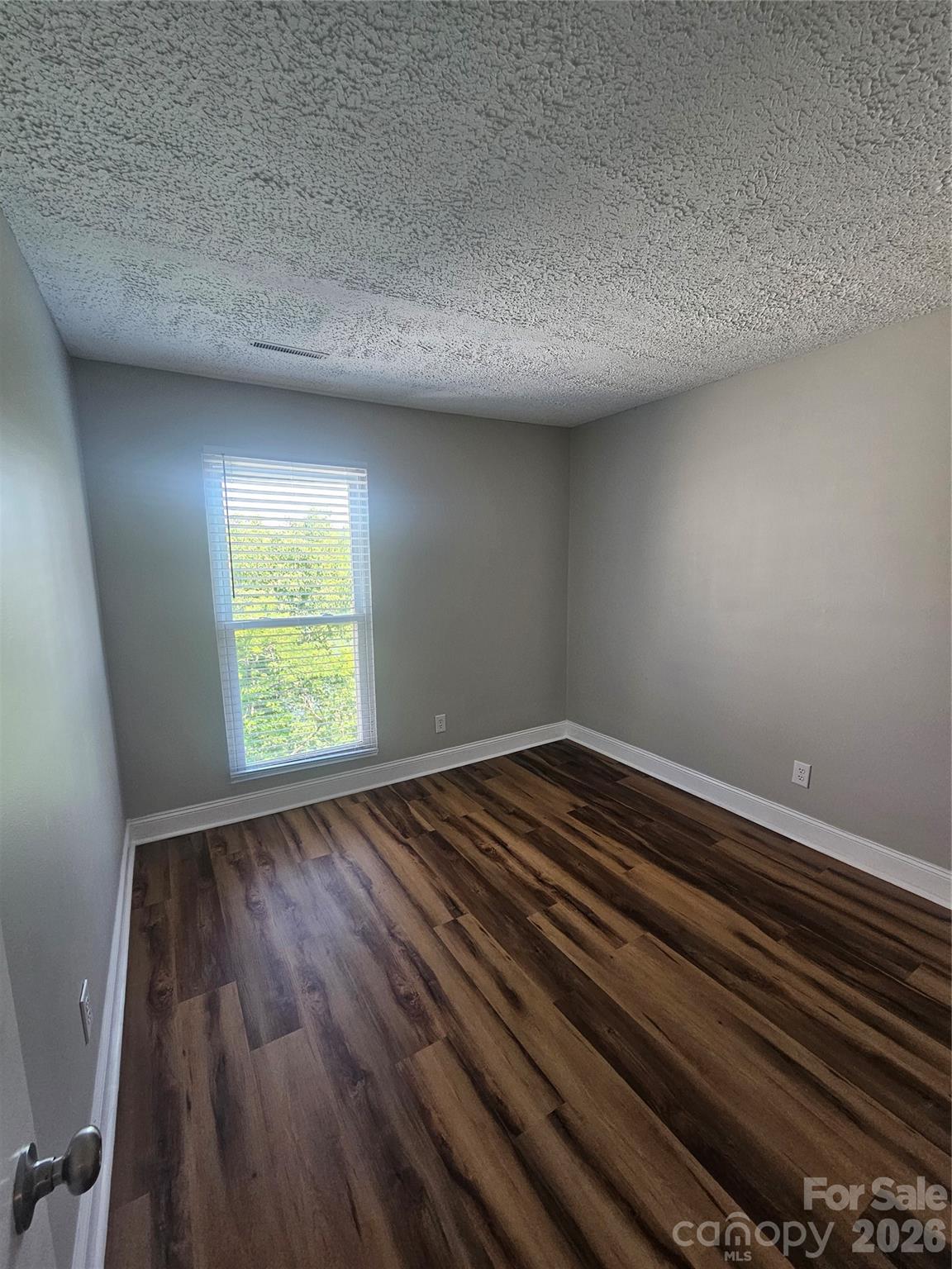 1050 21st Avenue NW Hickory NC 28601