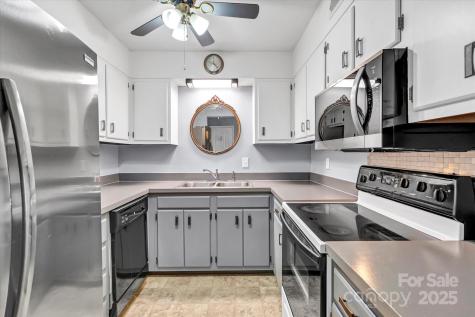 2116 S Main Street Kannapolis NC 28081