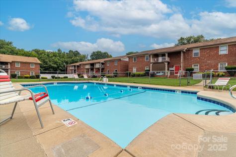 2116 S Main Street Kannapolis NC 28081