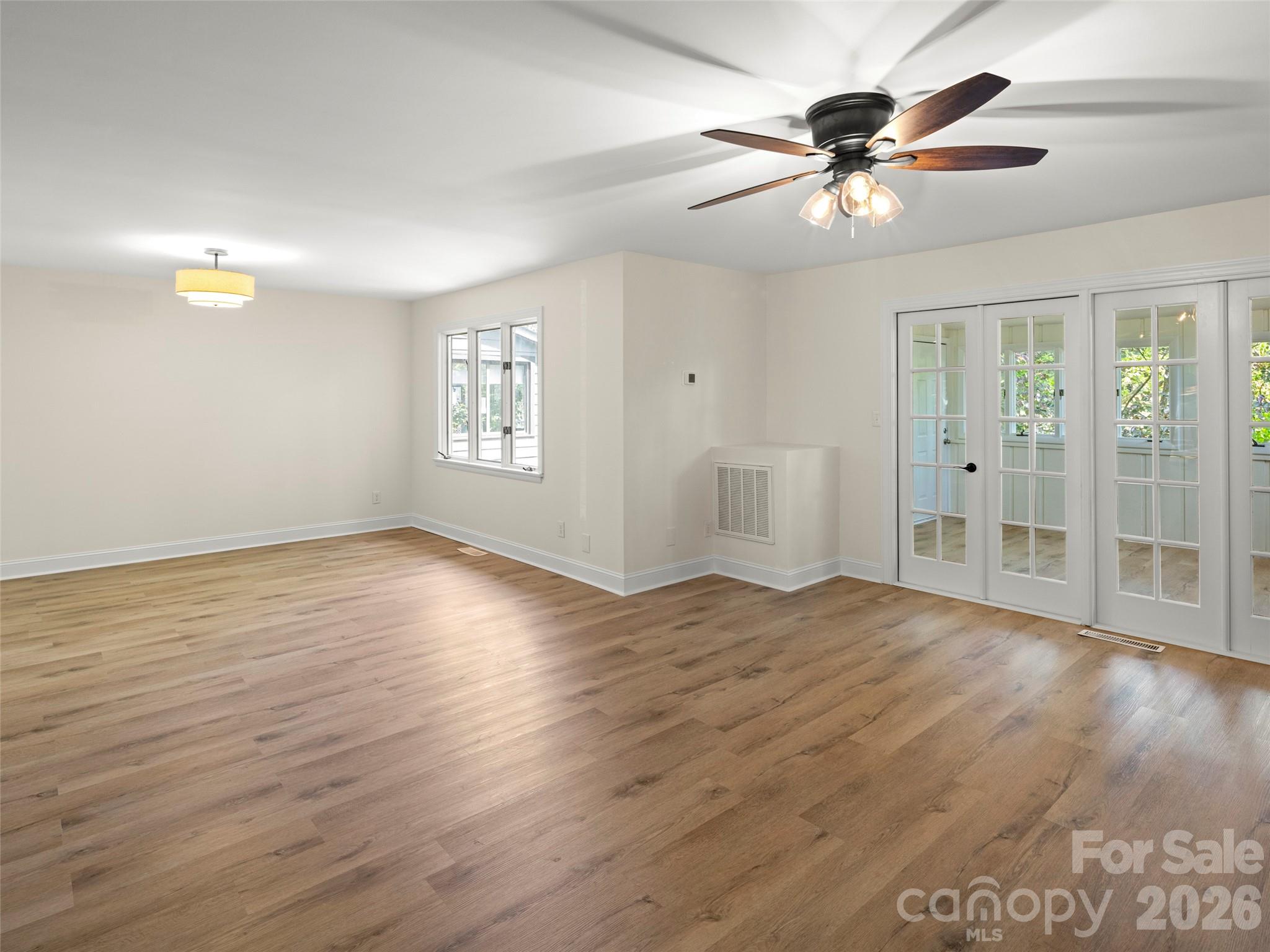 203 Crowfields Drive Asheville NC 28803