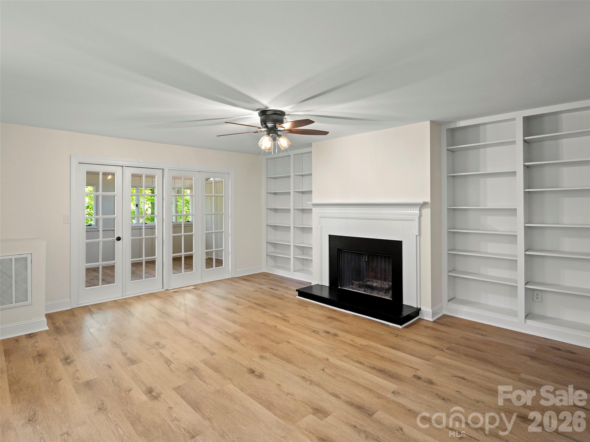 203 Crowfields Drive Asheville NC 28803