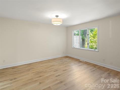 203 Crowfields Drive Asheville NC 28803
