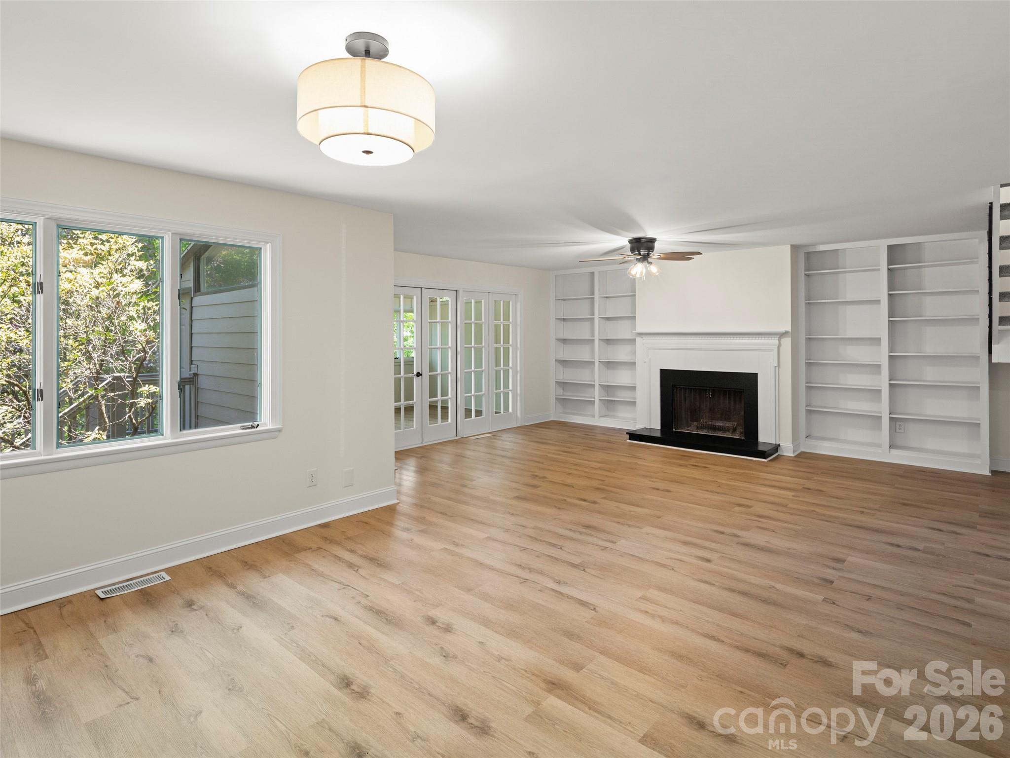 203 Crowfields Drive Asheville NC 28803
