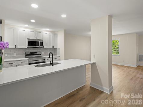 203 Crowfields Drive Asheville NC 28803