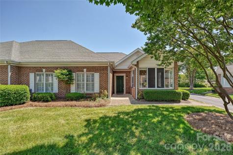 8348 Highland Glen Drive Charlotte NC 28269