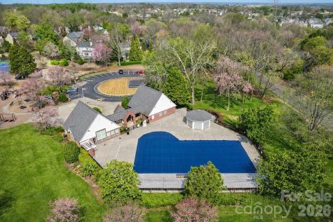8348 Highland Glen Drive Charlotte NC 28269