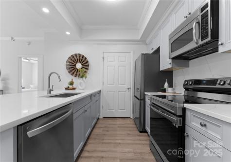 300 W 5th Street Charlotte NC 28202