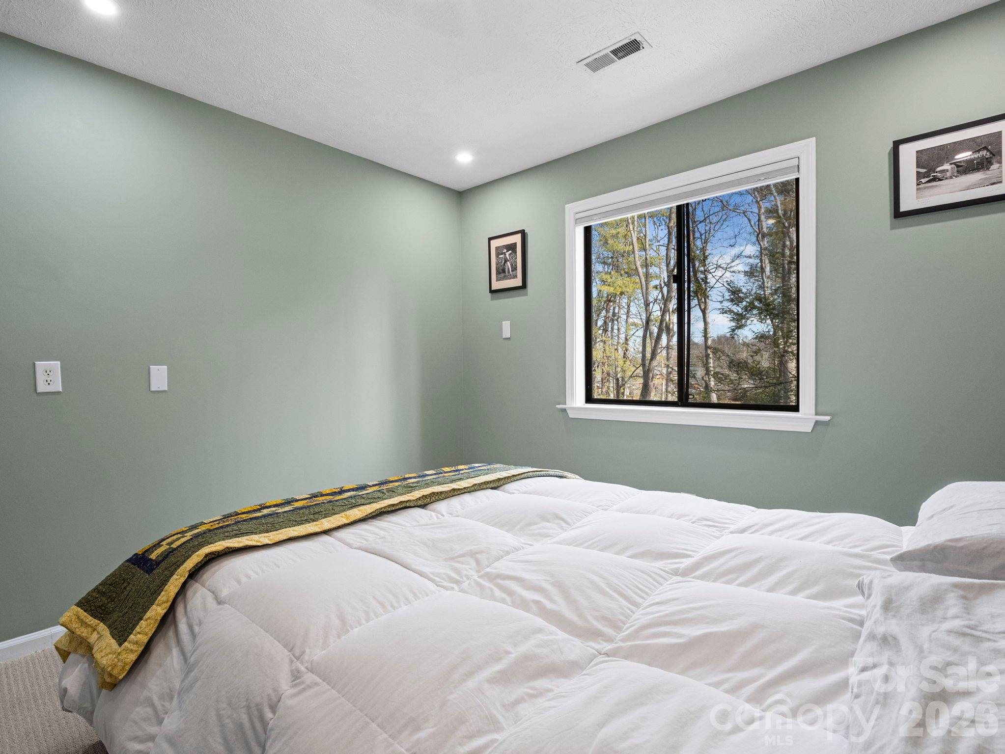 88 Laurelwood Circle W Hendersonville NC 28791