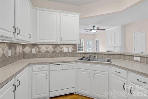 11506 Costigan Lane Charlotte NC 28277