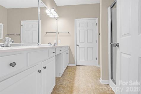 11506 Costigan Lane Charlotte NC 28277