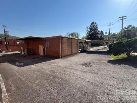 166 N Logan Street Marion NC 28752