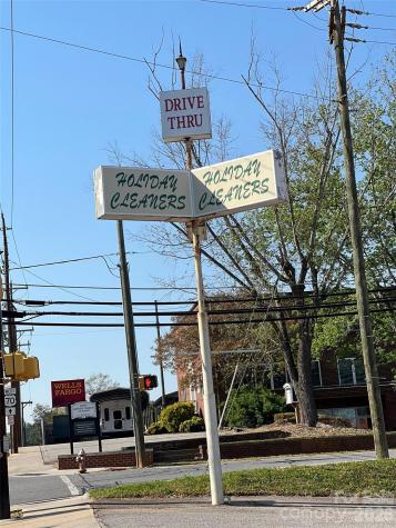 166 N Logan Street Marion NC 28752