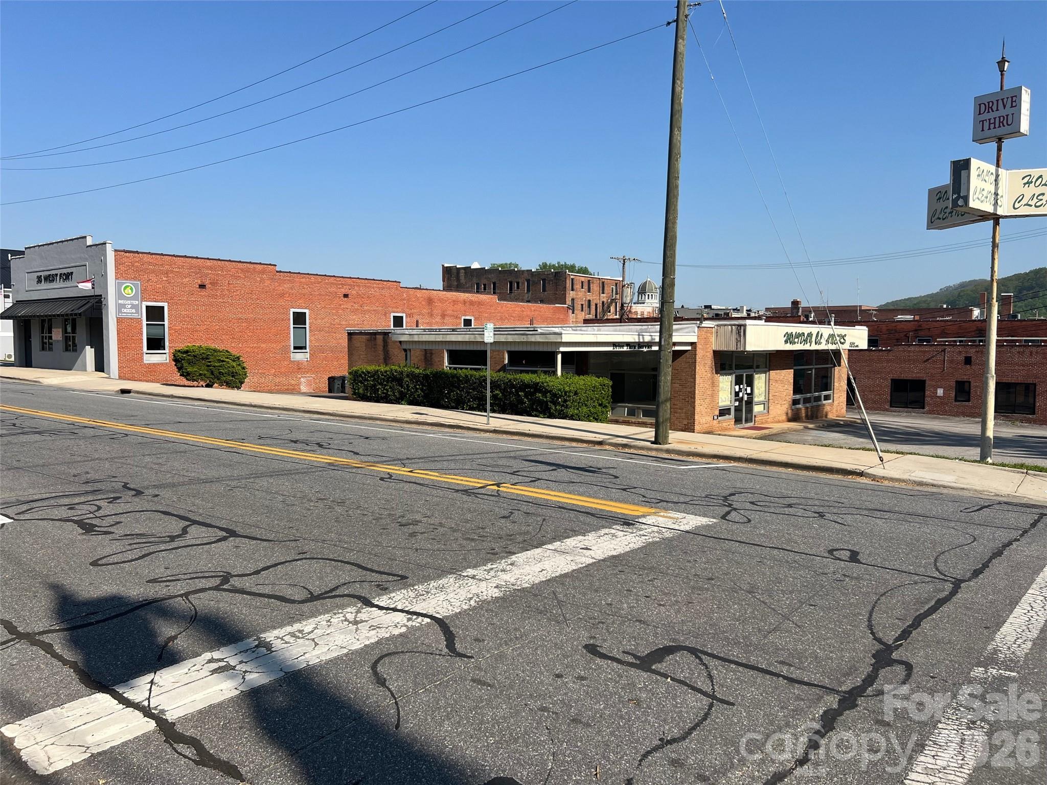 166 N Logan Street Marion NC 28752