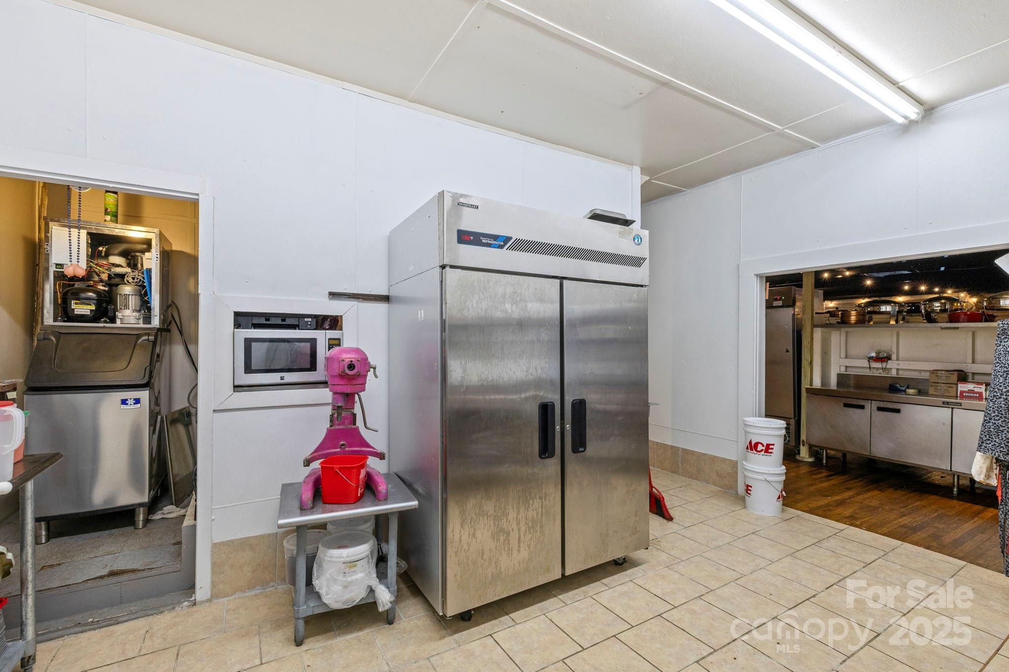 1196 N Country Club Road Brevard NC 28712