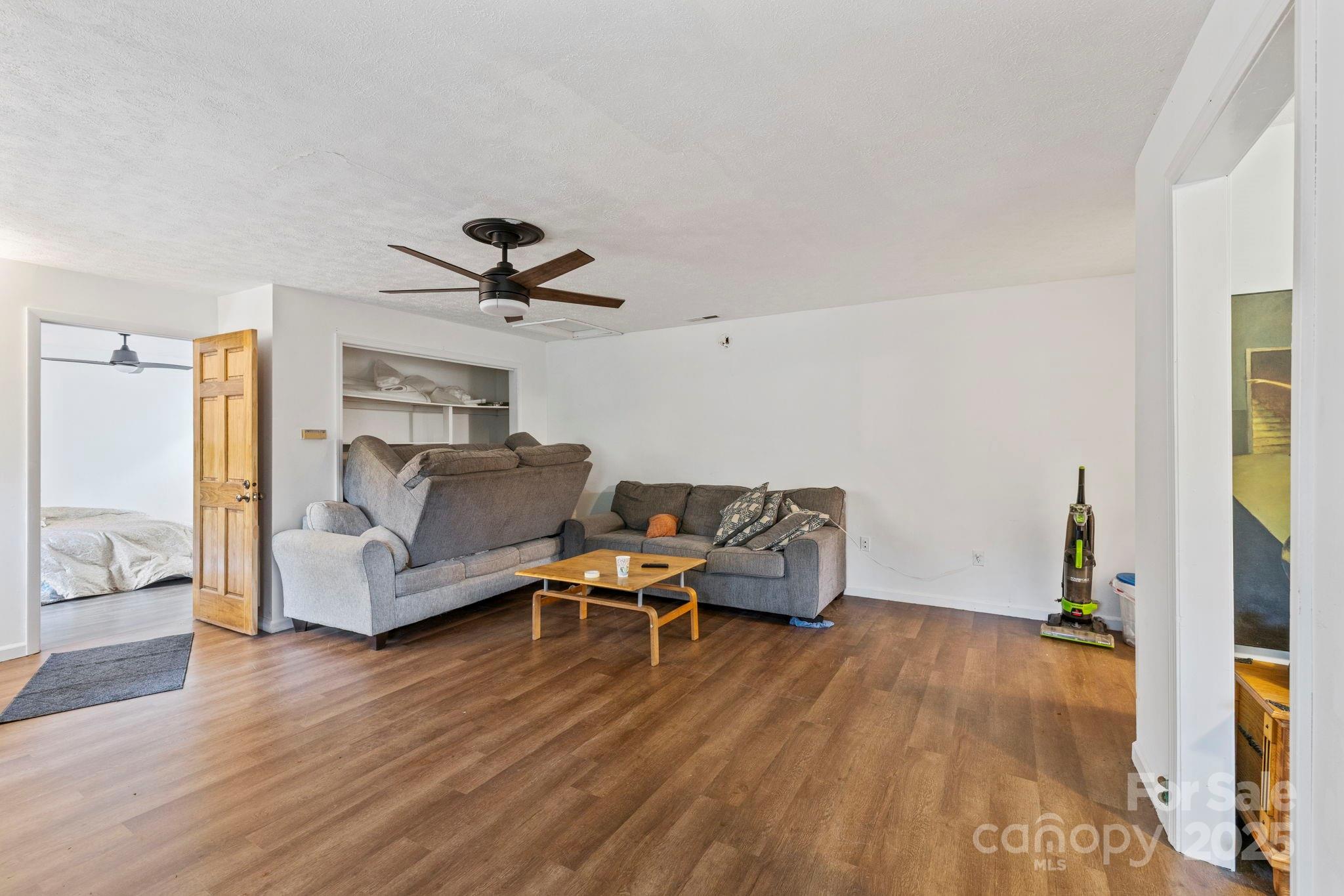 1196 N Country Club Road Brevard NC 28712