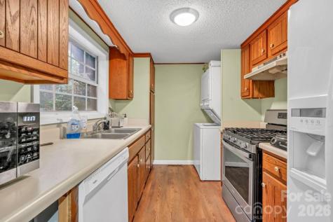 3894 Us Highway 321 S Blowing Rock NC 28605