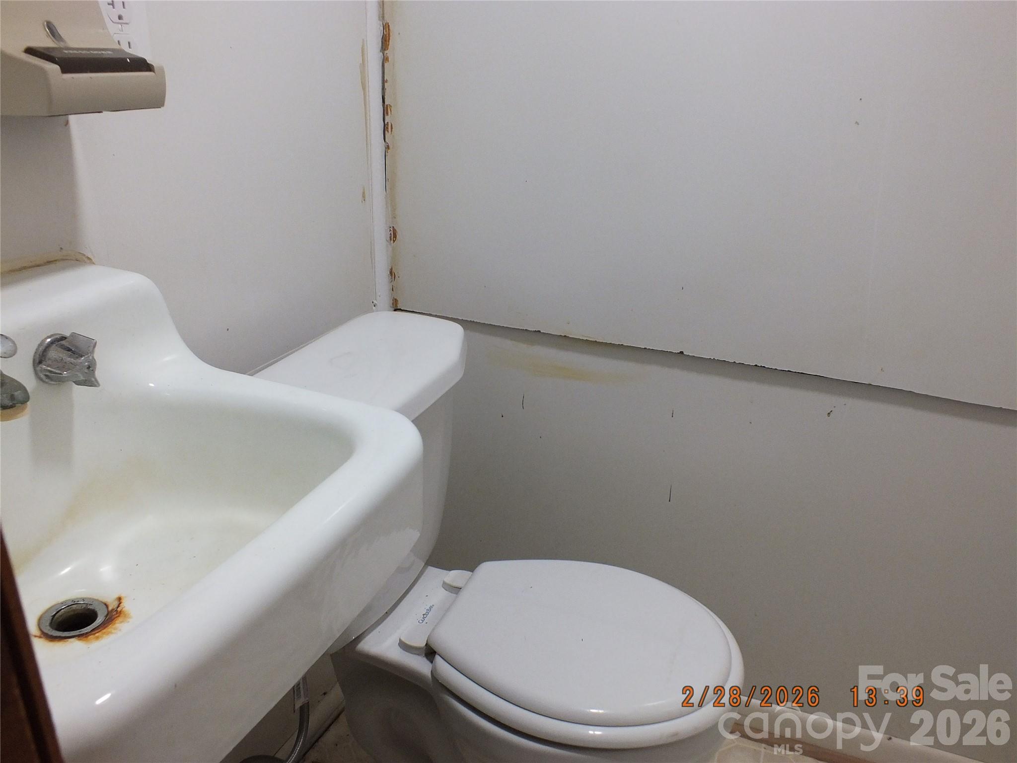 715 S Market Street Lancaster SC 29720