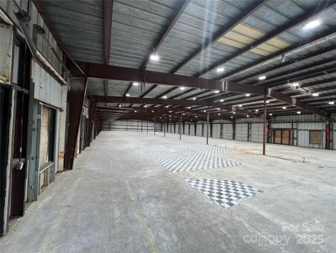 754 18th Street NE Hickory NC 28601