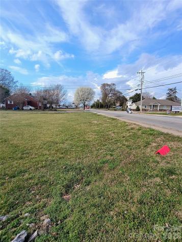 632,644,652 S Broadway Street Forest City NC 28043