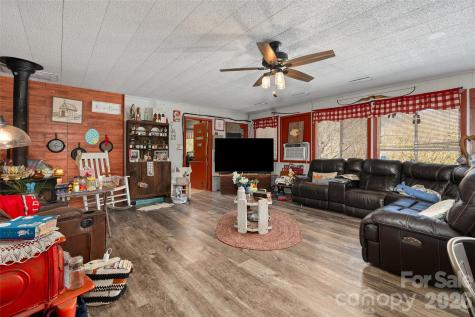 179 Lewis Lane Maggie Valley NC 28751