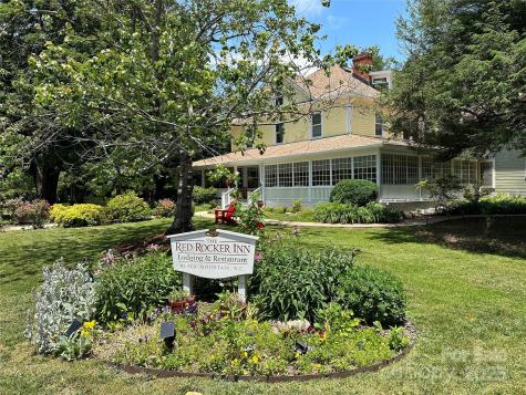136 N Dougherty Street Black Mountain NC 28711