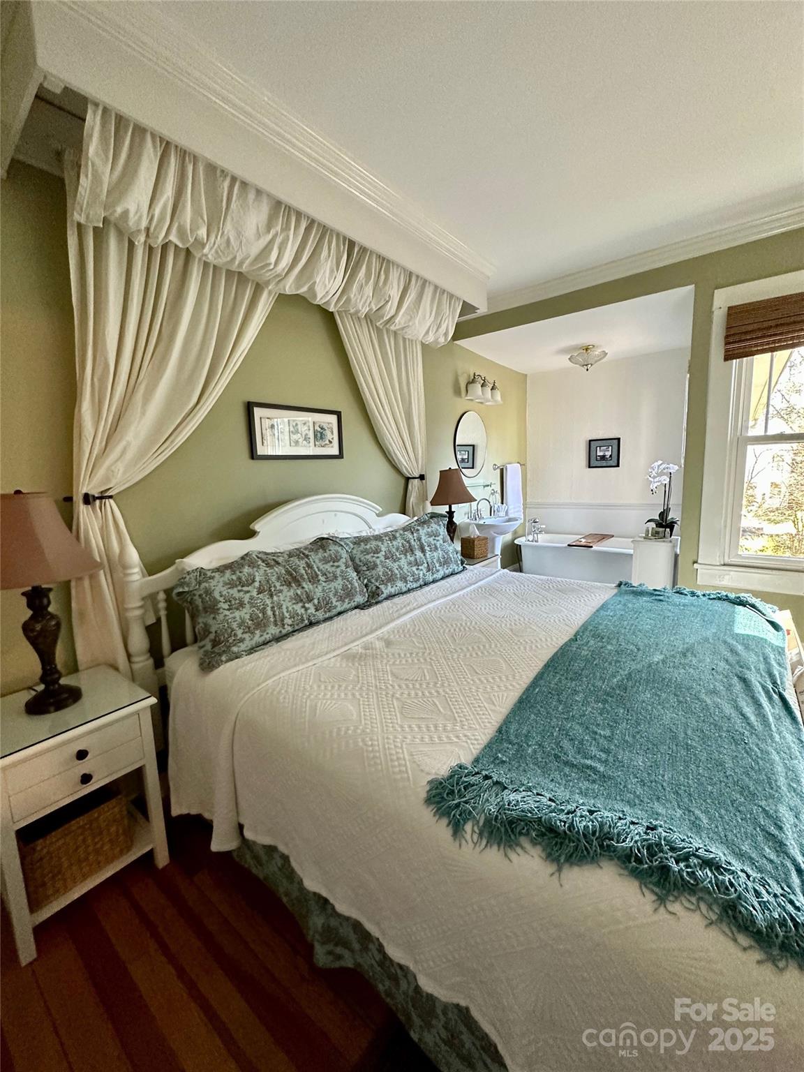 136 N Dougherty Street Black Mountain NC 28711