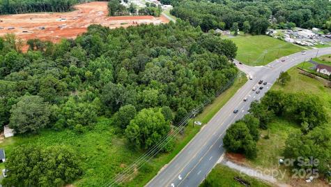 3387 Springs Road NE Hickory NC 28601