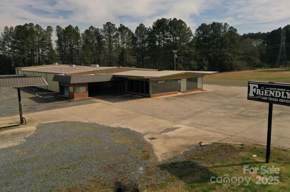 1055 Albemarle Road Troy NC 27371