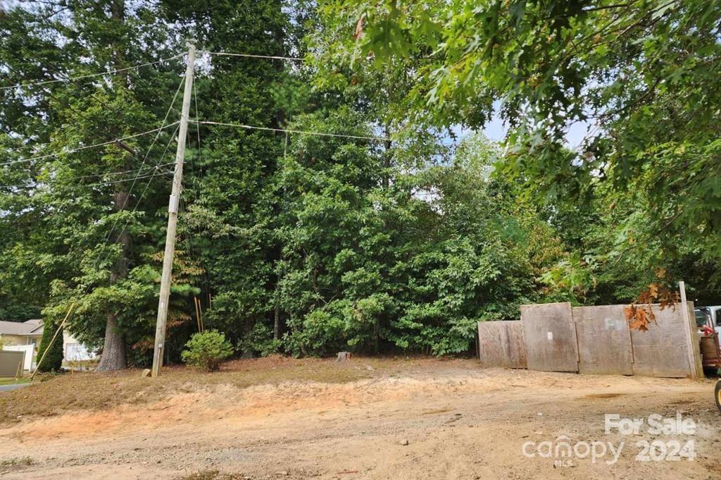 3967 Howard Gap Road Hendersonville NC 28792