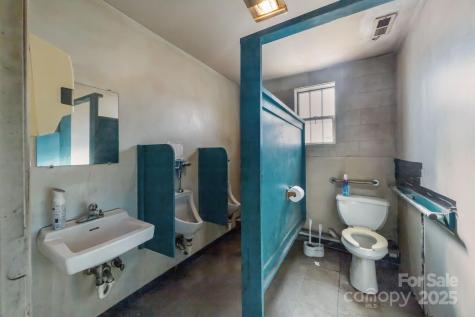 935 Shelton Avenue Statesville NC 28677