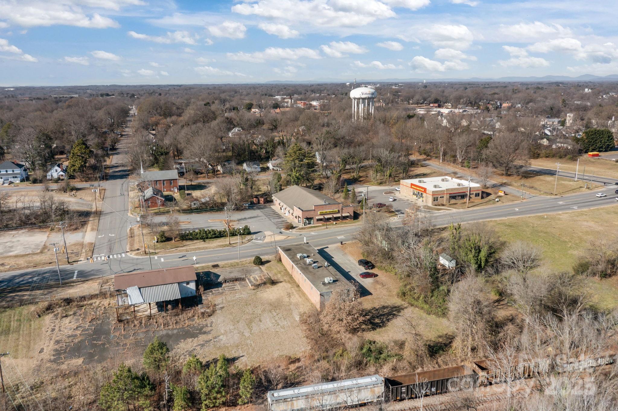 935 Shelton Avenue Statesville NC 28677