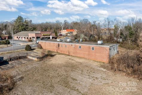 935 Shelton Avenue Statesville NC 28677