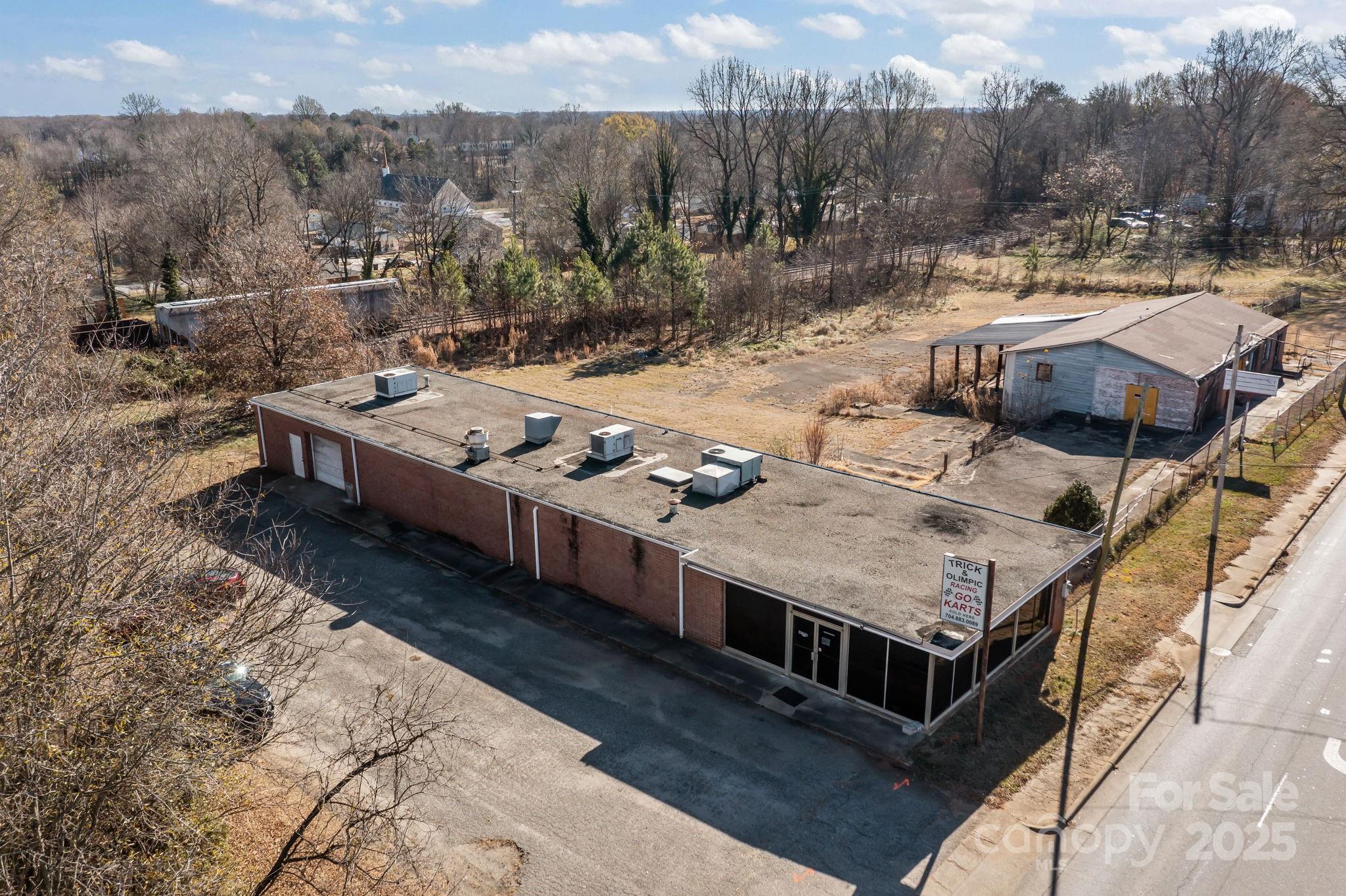 935 Shelton Avenue Statesville NC 28677