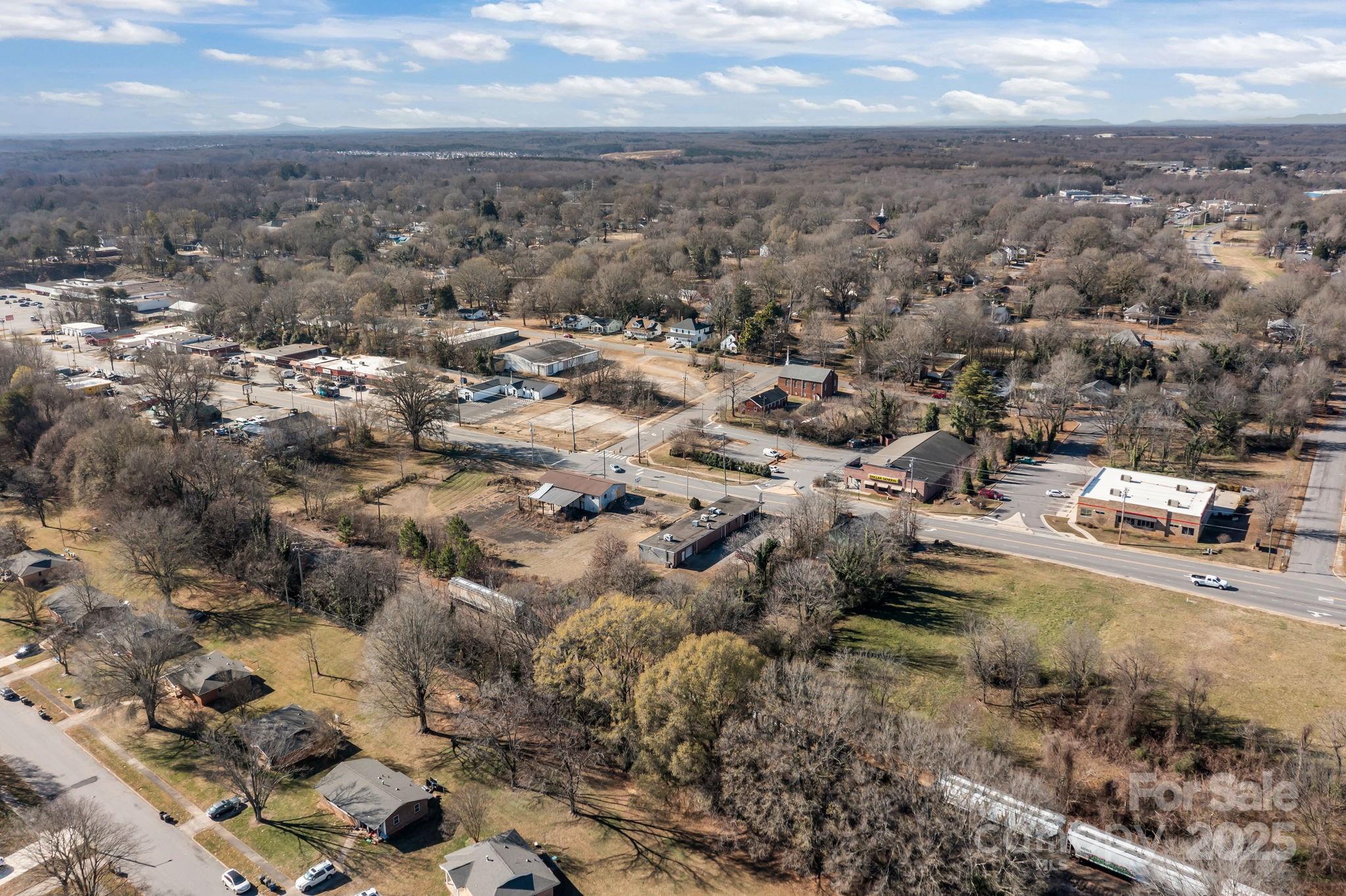 935 Shelton Avenue Statesville NC 28677
